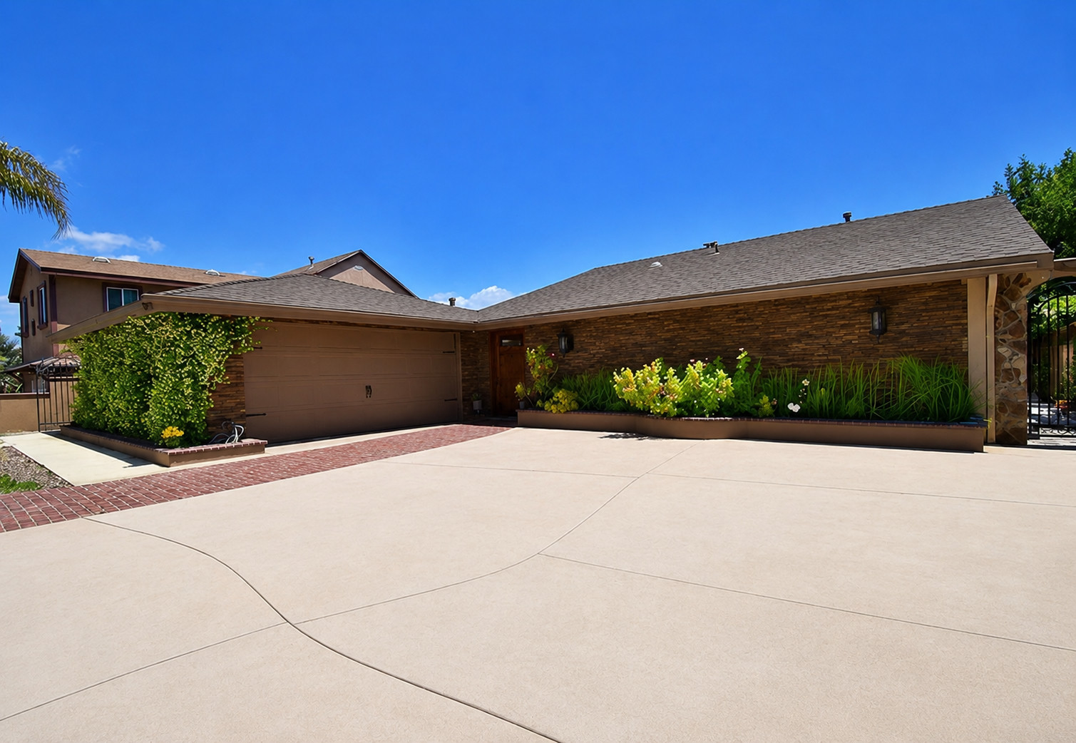 Atria — front exterior